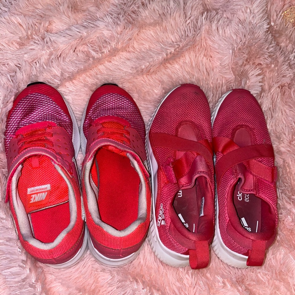 Girls Nike’s and adidas shoes size 3!